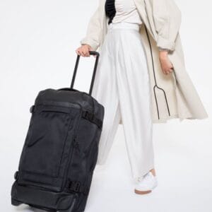 מזוודה בינונית (Eastpak Tranverz Cnnct  (M – שחור