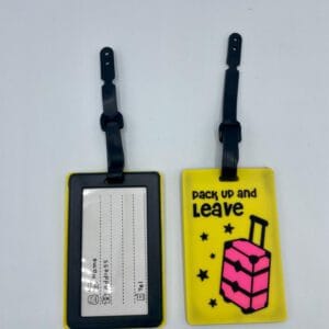 זוג תגים מעוצבים PACK UP AND LEAVE
