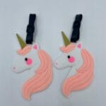 זוג תגים מעוצבים חד קרן