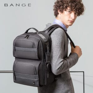 תיק גב עסקי ונסיעות מבית Bange בצבע שחור