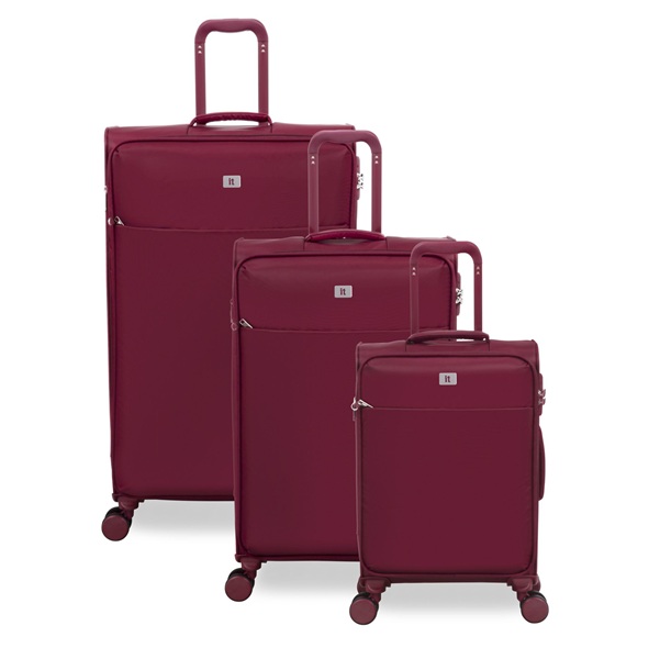 סט מזוודות בד קלות 3 יח' 30-25-20 מבית IT Luggage דגם Lustrous Luxe-יין1 סט מזוודות בד קלות 3 יח' 30-25-20 מבית IT Luggage דגם Lustrous Luxe-יין1